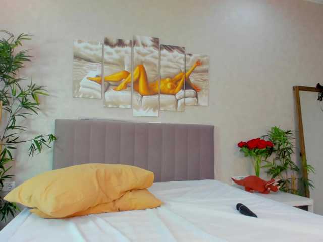 Camilla-Kelly live cam on BongaCams