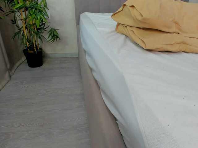 Camilla-Kelly live cam on BongaCams