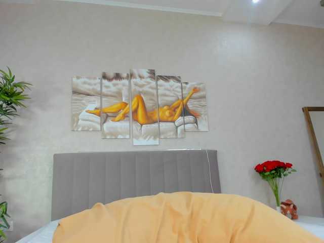 Camilla-Kelly live cam on BongaCams