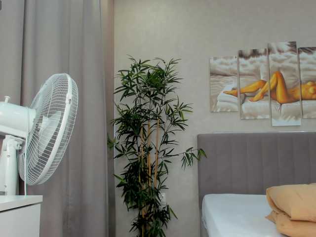 Camilla-Kelly live cam on BongaCams