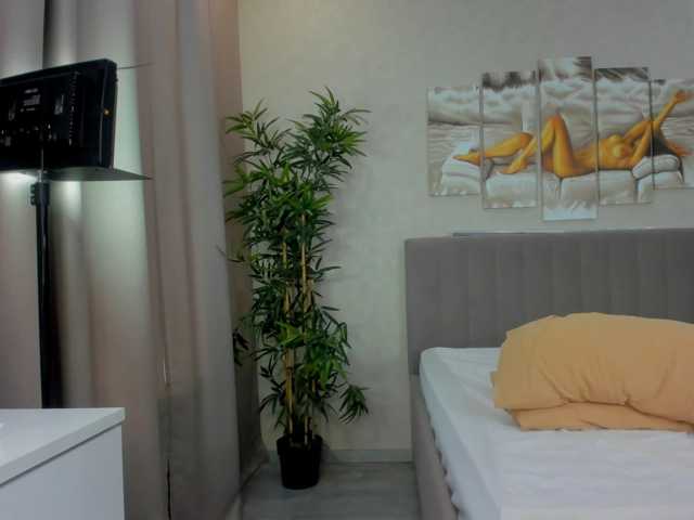 Camilla-Kelly live cam on BongaCams