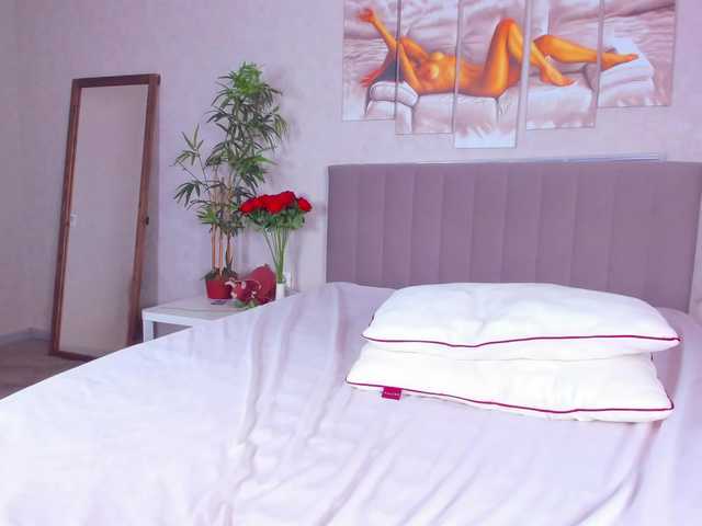 Camilla-Kelly live cam on BongaCams