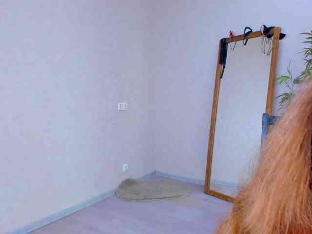Camilla-Kelly webcam