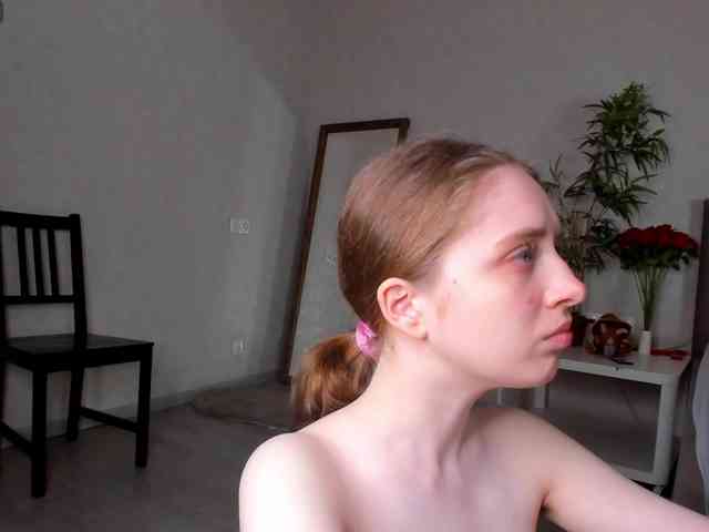 Camilla-Kelly webcam
