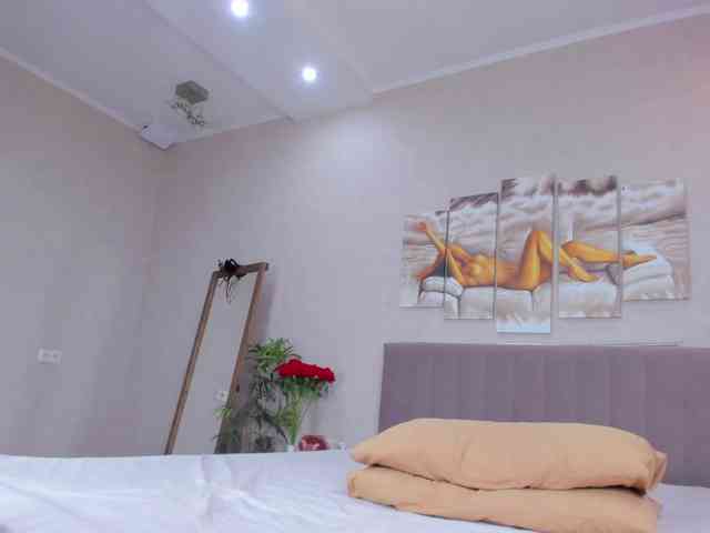 Camilla-Kelly Live Webcam on BongaCams