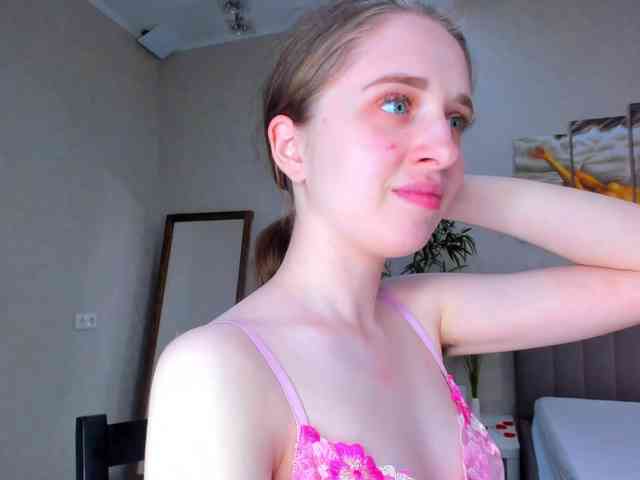 Este modelo está en vivo ahora. Camilla-Kelly