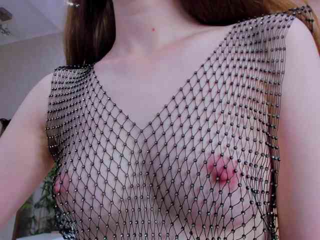 Camilla-Kelly webcam