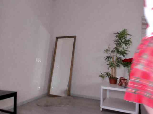 Camilla-Kelly webcam