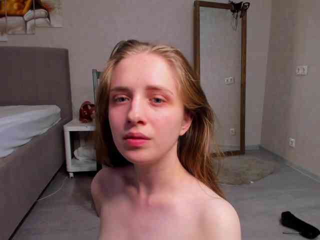 Camilla-Kelly webcam
