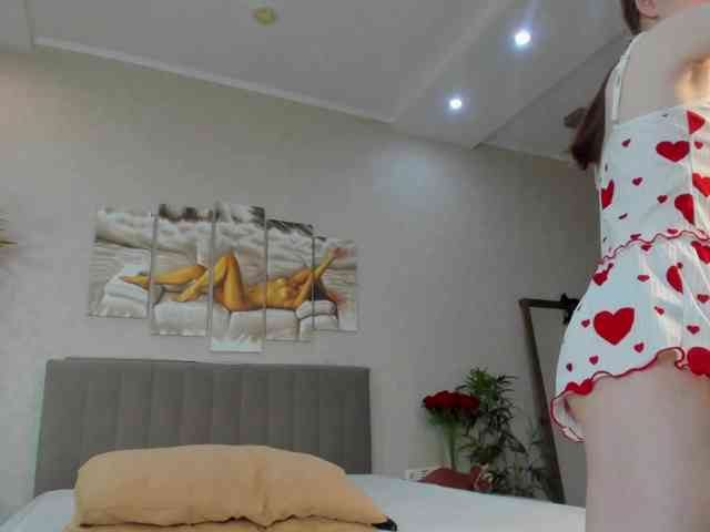 Camilla-Kelly webcam