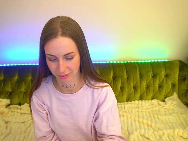IsabelleDior live cam on BongaCams