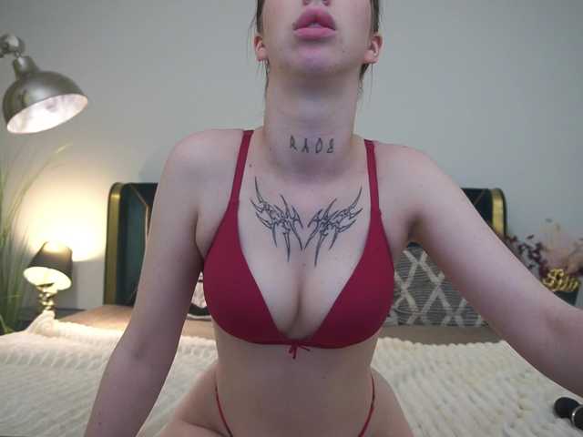IsabelleDior live cam