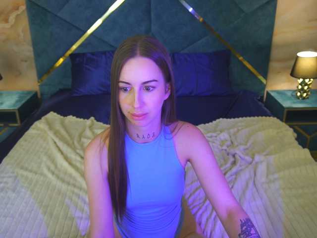 IsabelleDior live cam preview