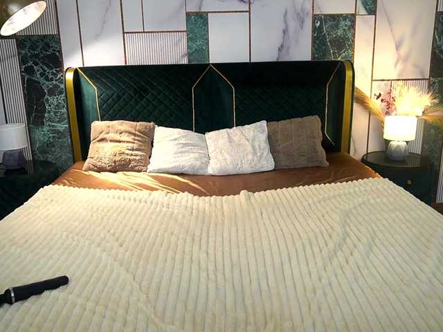 IsabelleDior live cam
