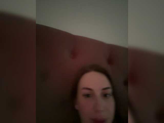 IsabelleDior live cam on BongaCams