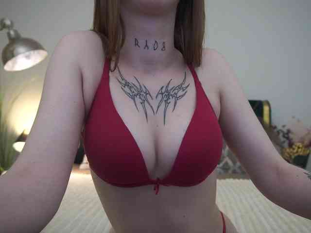 IsabelleDior webcam