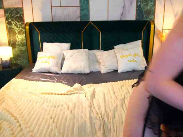 IsabelleDior webcam