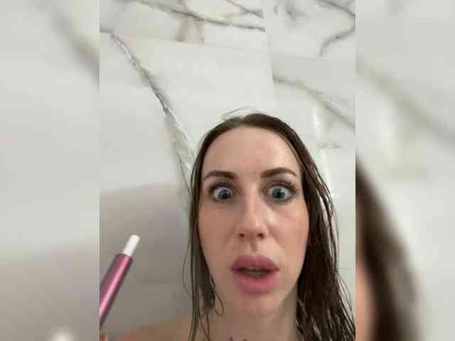 IsabelleDior webcam