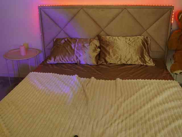 IsabelleDior webcam