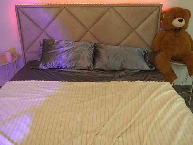 IsabelleDior webcam
