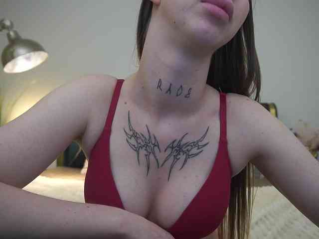 IsabelleDior webcam