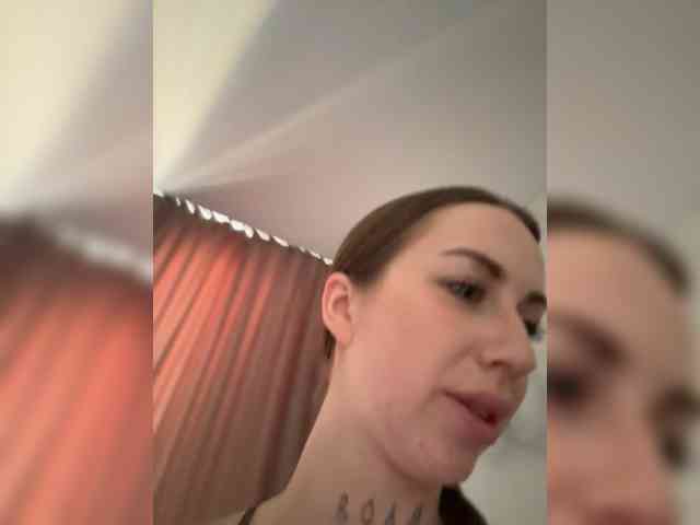 IsabelleDior webcam