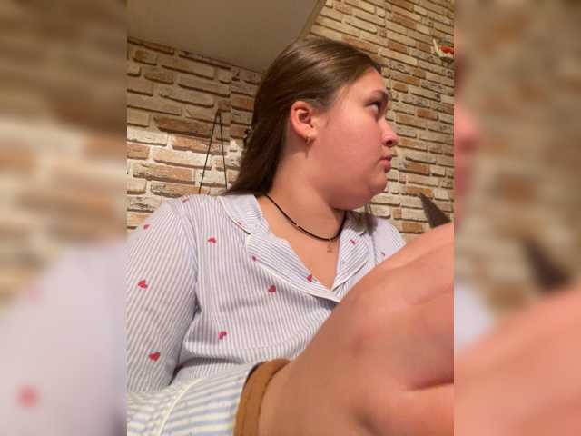 Neisi live cam on BongaCams