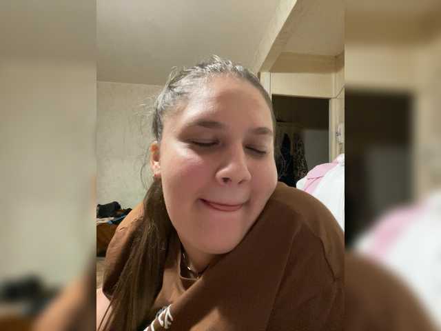 Neisi live cam on BongaCams