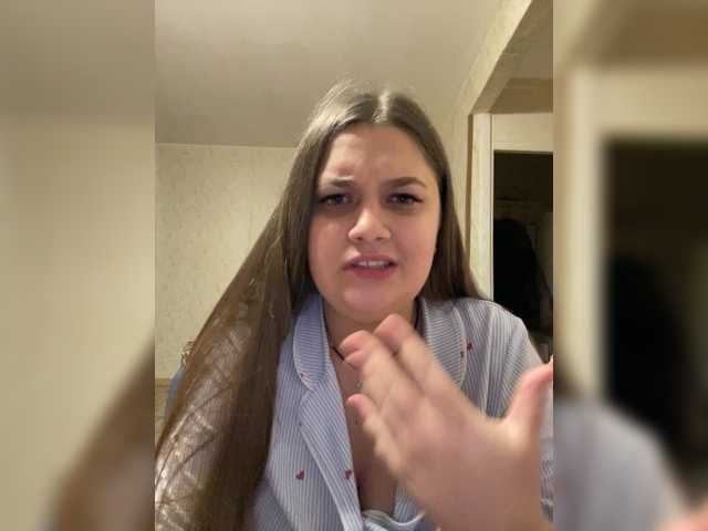 Neisi, en vivo ahora en BongaCams