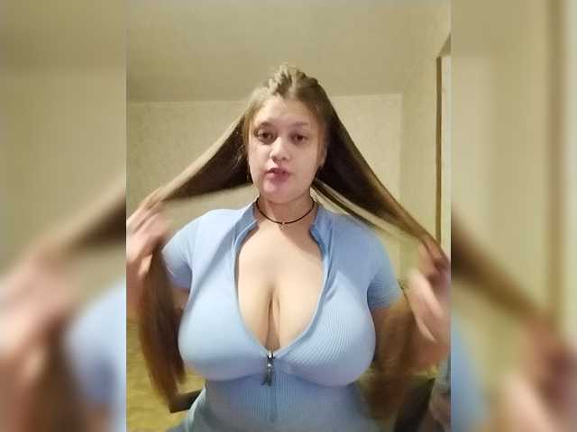 Neisi live cam on BongaCams