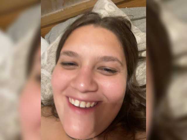 Neisi live cam on BongaCams