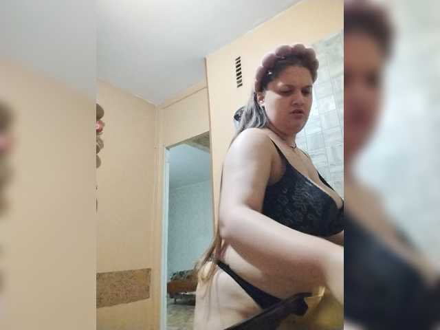 Neisi live cam on BongaCams