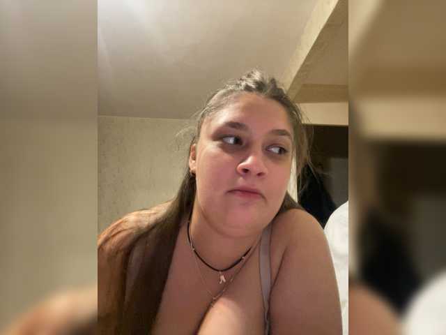 Neisi live cam on BongaCams