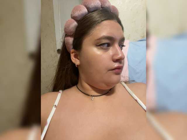Neisi live cam on BongaCams