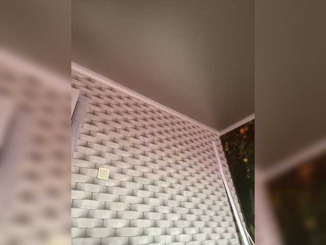 Violetta1351's BongaCams show and profile