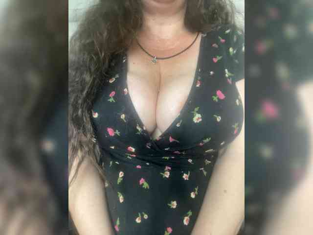 Violetta1351 webcam