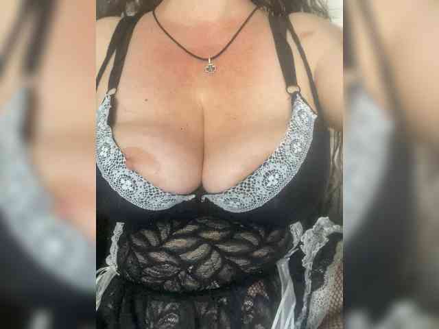 Violetta1351 webcam