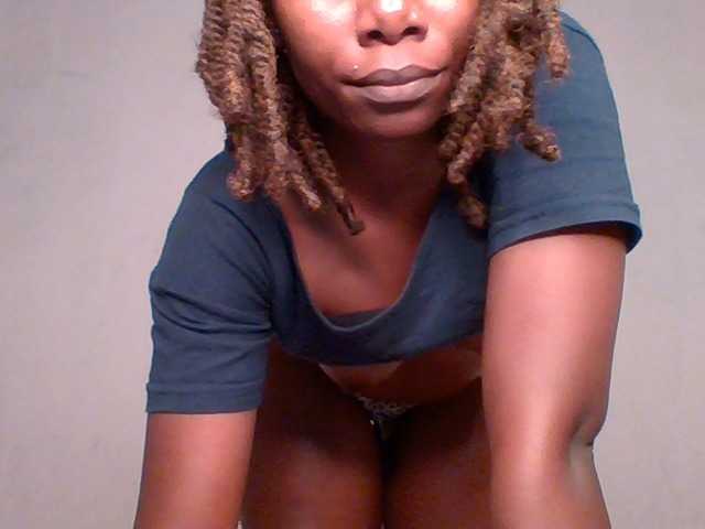 Lavenda live cam on BongaCams