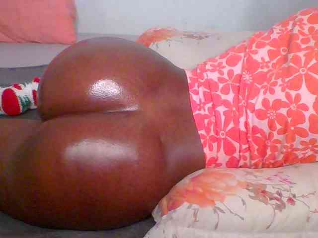 Cuvy_ass webcam