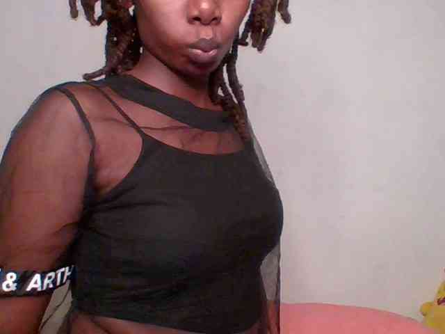 Cuvy_ass webcam