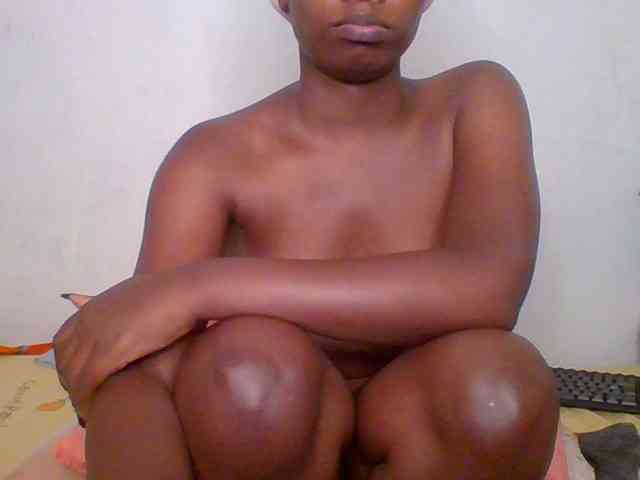 Cuvy_ass webcam