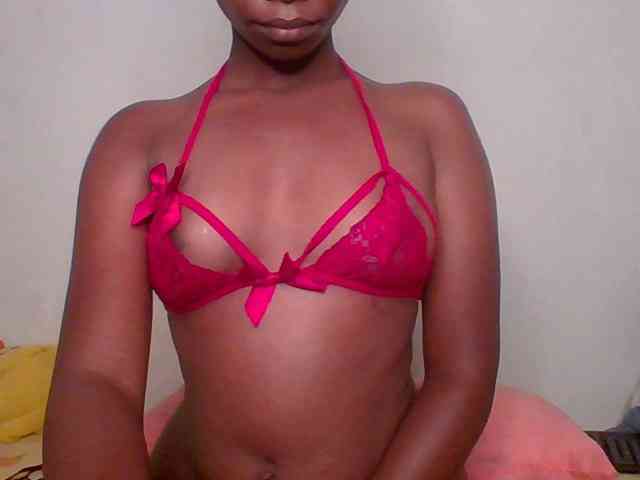 Cuvy_ass webcam
