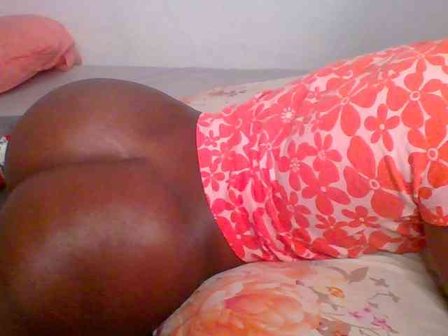 Cuvy_ass webcam