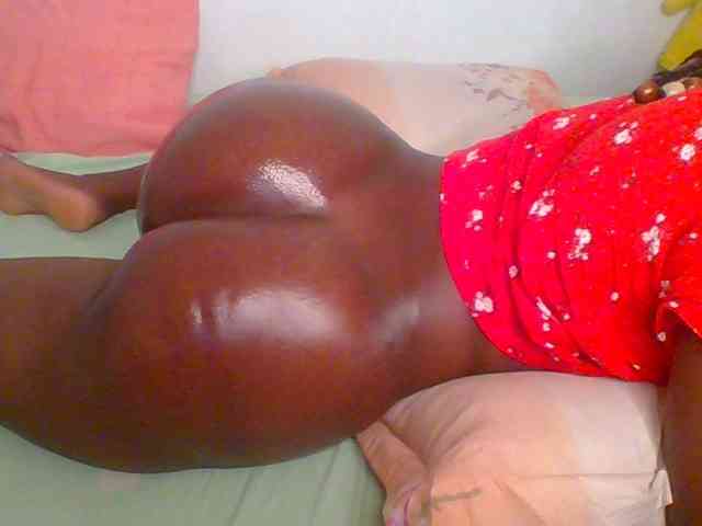 Cuvy_ass webcam