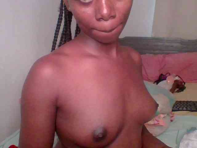 Cuvy_ass webcam