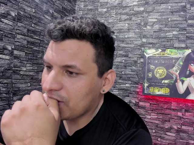 infinite-pleasure01 live cam on BongaCams