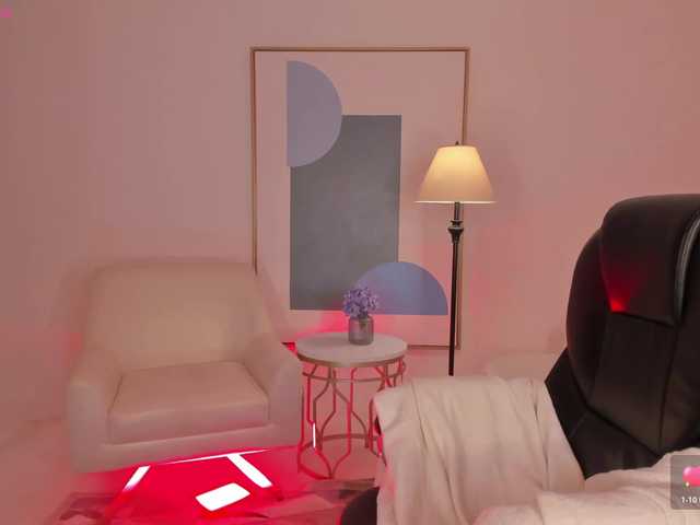 KylieJenkins live cam on BongaCams