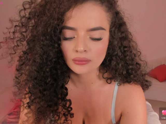 KylieJenkins live cam on BongaCams