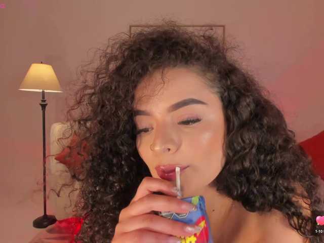 KylieJenkins live cam on BongaCams