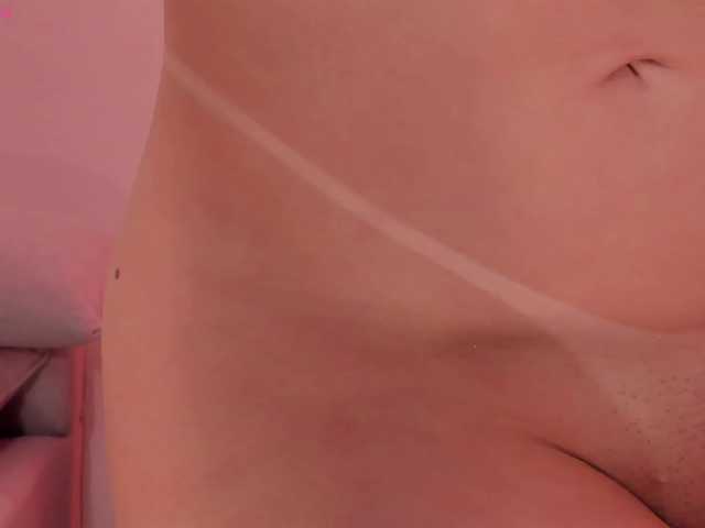 KylieJenkins live cam on BongaCams